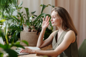 Woman consulting with a Menopause Specialist in San Francisco Bay